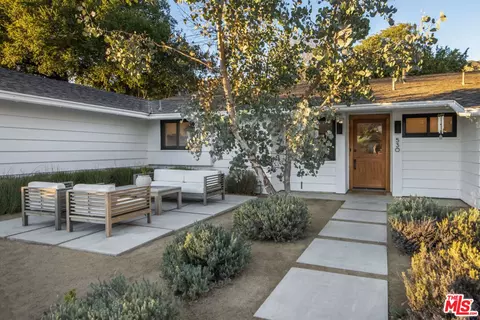 530 Pleasant Ave, Ojai, CA 93023 photo 2