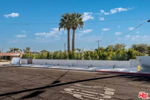 2525 E Verona Rd, Palm Springs, CA 92262