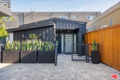 2810 S Holt Ave, Los Angeles, CA 90034