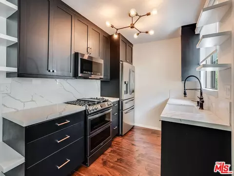 5860 Bowcroft St #2, Los Angeles, CA 90016