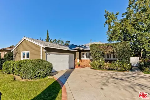 13407 Friar St, Valley Glen, CA 91401