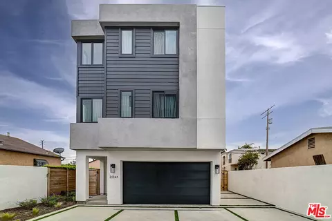 2041 Barry Ave, Los Angeles, CA 90025
