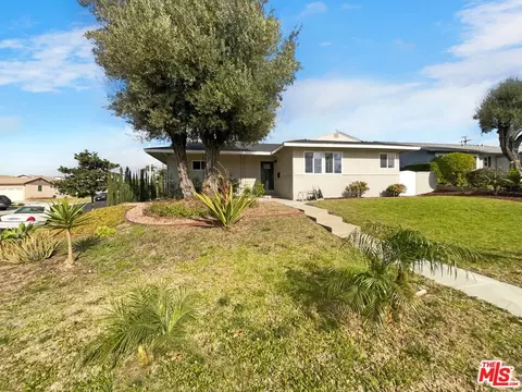 14967 Oakbury Dr, La Mirada, CA 90638