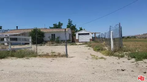10316 Baker Rd, Lucerne Valley, CA 92356 photo 6