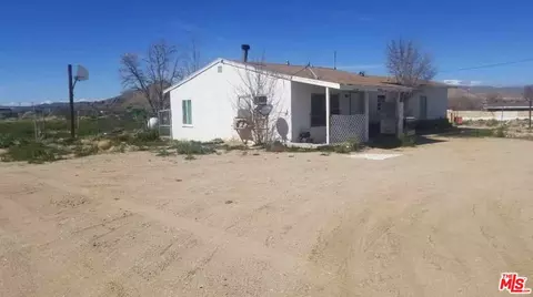 10316 Baker Rd, Lucerne Valley, CA 92356 photo 4