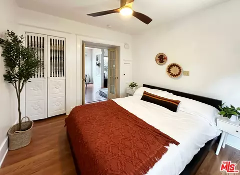 Bedroom - 335 5th Ave, Venice, CA 90291 photo 2 of 5