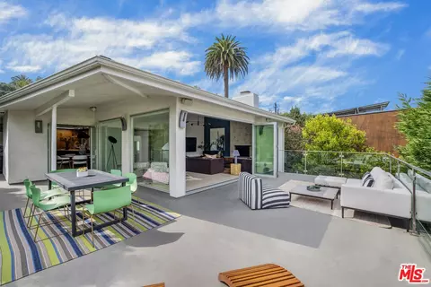 279 Mabery Rd, Santa Monica, CA 90402