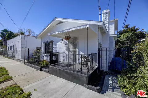 8815 Wall St, Los Angeles, CA 90003