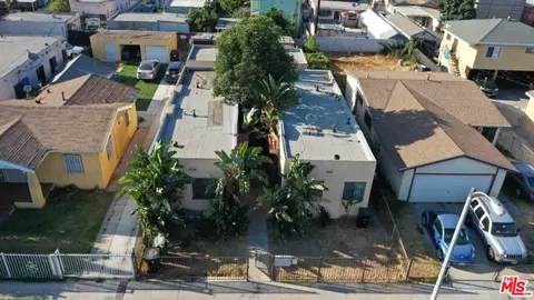 1135 E 67th St, Los Angeles, CA 90001