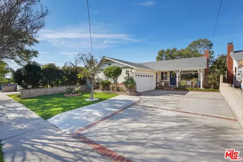 7651 Delia Ave, Sun Valley, CA 91352