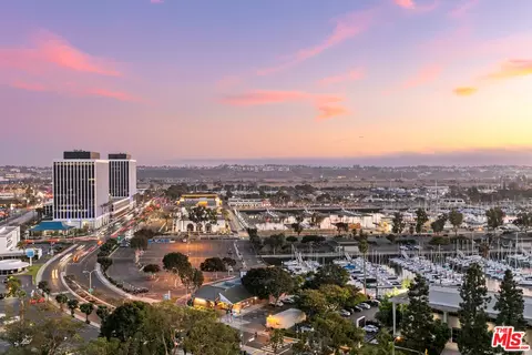 13600 Marina Pointe Dr #1707, Marina Del Rey, CA 90292