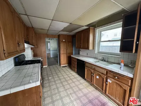 4518 E Harvey Way, Long Beach, CA 90808 photo 5