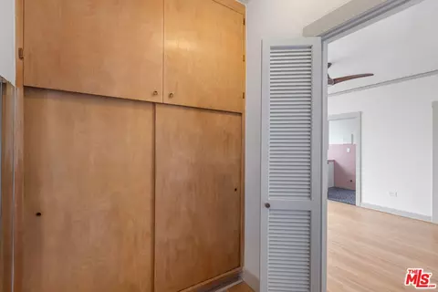 10 Atlantic Ave #804, Long Beach, CA 90802 photo 17