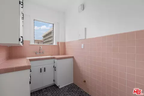 10 Atlantic Ave #804, Long Beach, CA 90802 photo 8