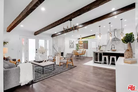 4515 Don Quixote Dr, Los Angeles, CA 90008