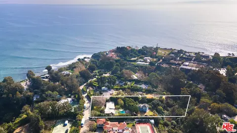 28802 Grayfox St, Malibu, CA 90265
