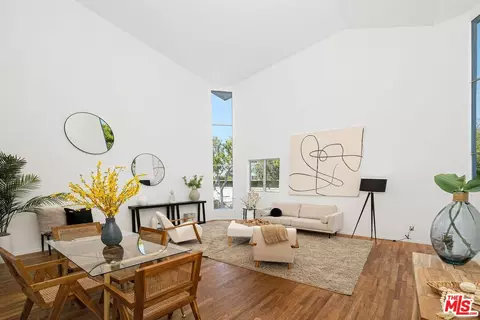 237 San Juan Ave, Venice, CA 90291