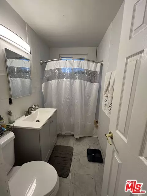 970 E Sagebank St, Carson, CA 90746 photo 16