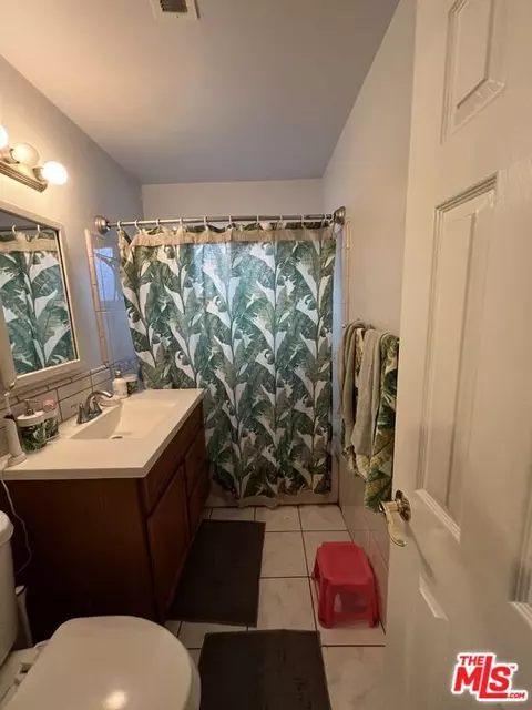 970 E Sagebank St, Carson, CA 90746 photo 22