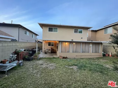 970 E Sagebank St, Carson, CA 90746 photo 3