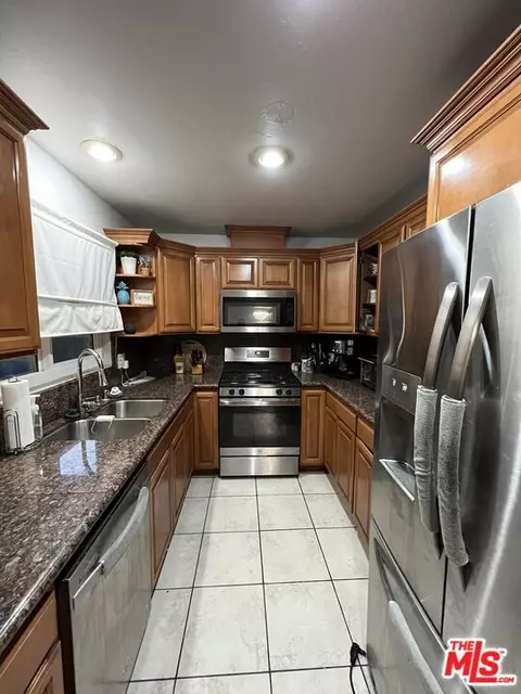 970 E Sagebank St, Carson, CA 90746 photo 14