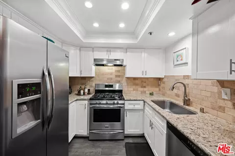 343 W Central Ave #H, Monrovia, CA 91016 photo 5