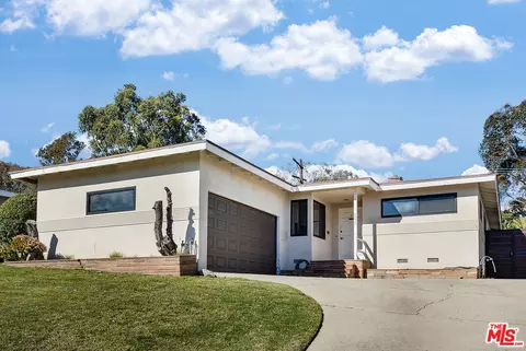 6055 W 74th St, Los Angeles, CA 90045