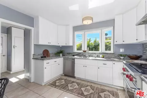 6546 Orion Ave, Van Nuys, CA 91406 photo 17