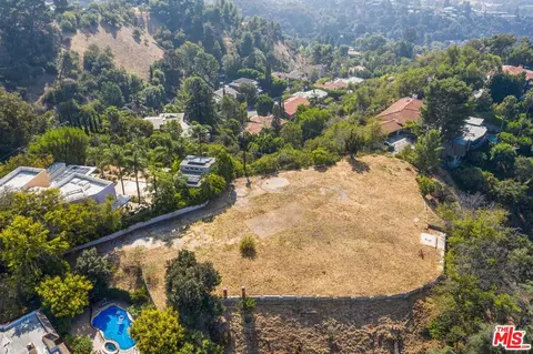 13442 Java Dr, Beverly Hills, CA 90210 photo 4