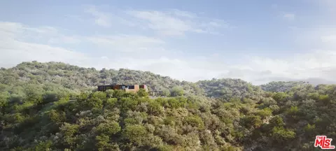 13442 Java Dr, Beverly Hills, CA 90210 photo 3