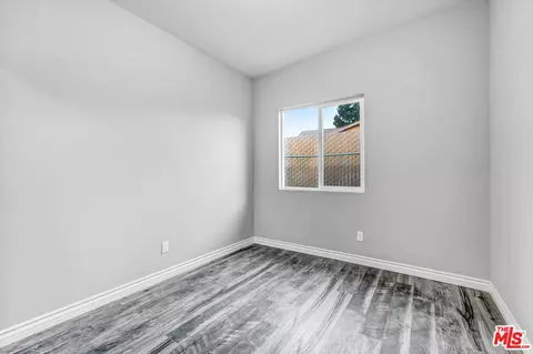 16058 Cajon St, Hesperia, CA 92345 photo 7