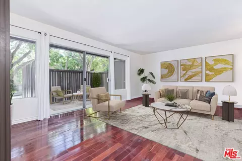 18350 Hatteras St #165, Tarzana, CA 91356
