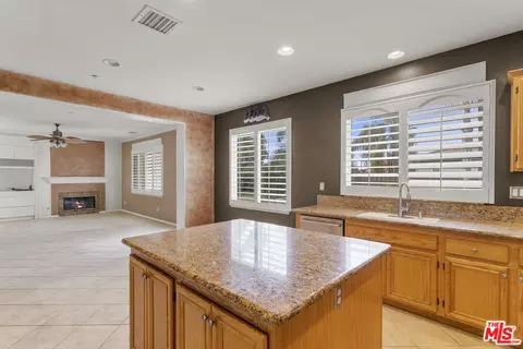 1413 Gold Buckle Ct, Redlands, CA 92374 photo 11