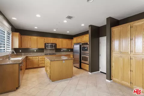 1413 Gold Buckle Ct, Redlands, CA 92374 photo 8