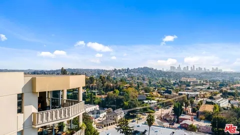 4411 Los Feliz Blvd #1401, Los Angeles, CA 90027