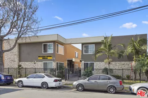 725 Orange Ave, Long Beach, CA 90813 photo 1