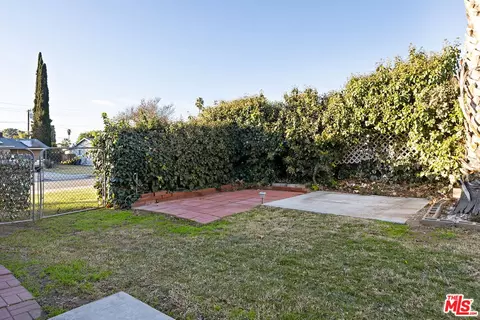 604 Georgia St, Redlands, CA 92374 photo 25