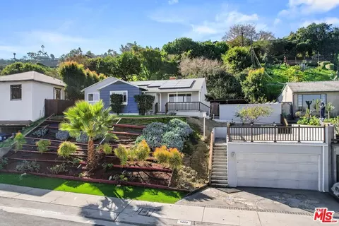 5220 Sanchez Dr, Los Angeles, CA 90008