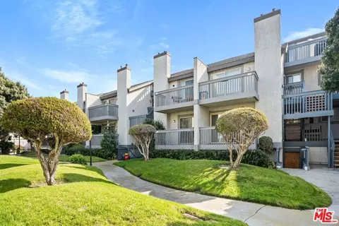 3128 Sunset Ln, Oxnard, CA 93035
