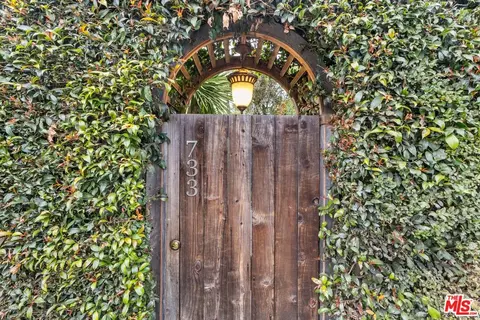 733 Superba Ave, Venice, CA 90291 photo 3