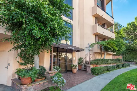 10400 La Grange Ave #302, Los Angeles, CA 90025