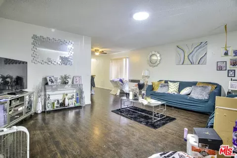 9534 Grape St #1-2, Los Angeles, CA 90002