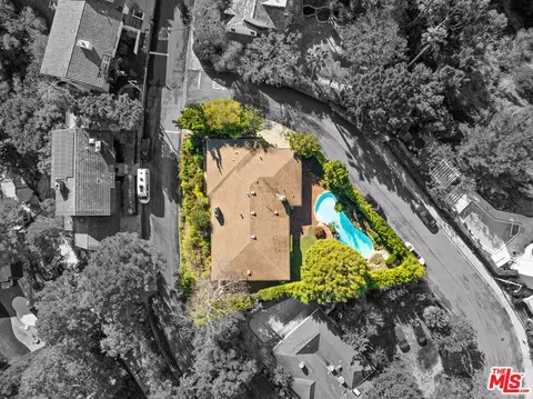 1133 Somera Rd, Los Angeles, CA 90077