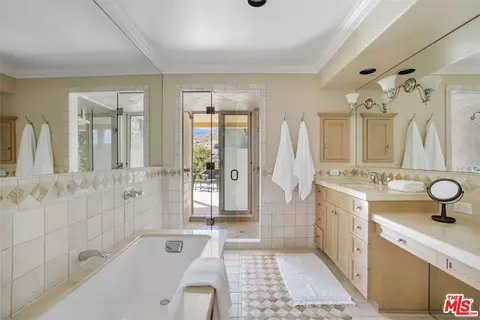 2903 Valmere Dr, Malibu, CA 90265 photo 28