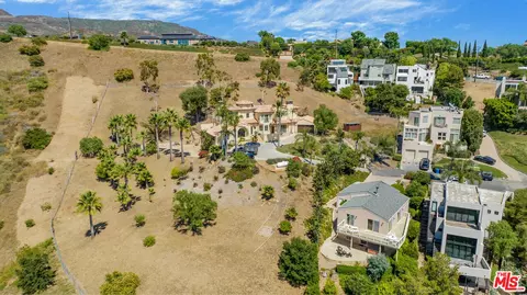 2903 Valmere Dr, Malibu, CA 90265 photo 44