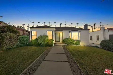 5526 Eileen Ave, Los Angeles, CA 90043