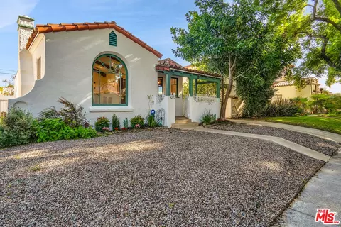 4222 N Edgehill Dr, Los Angeles, CA 90008