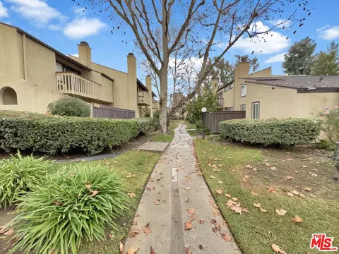 6738 Encino Ave #1, Van Nuys, CA 91406