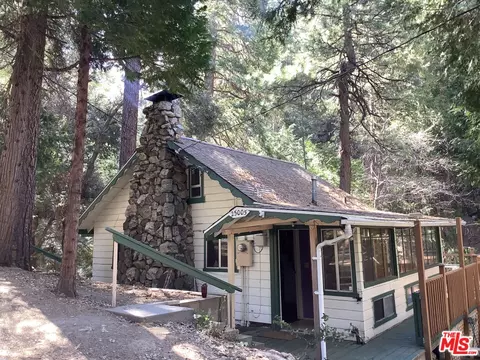 25005 Basel Dr, Crestline, CA 92325 photo 8