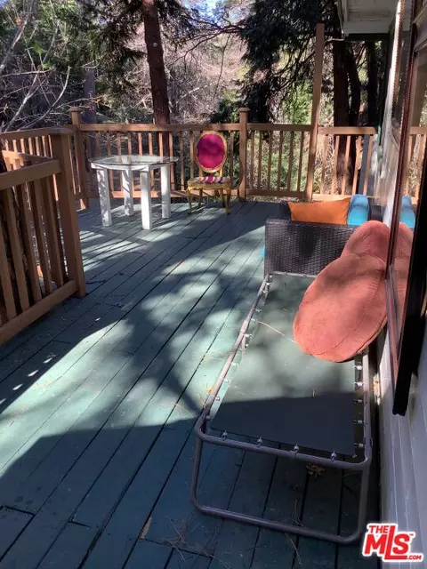 25005 Basel Dr, Crestline, CA 92325 photo 9